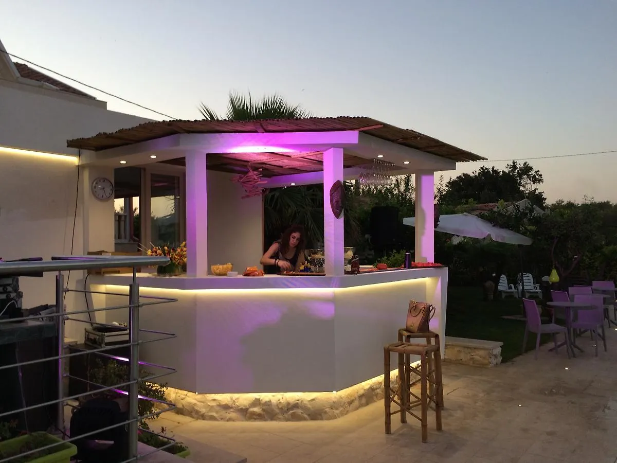 Saija Resort Pozzallo Bed & Breakfast